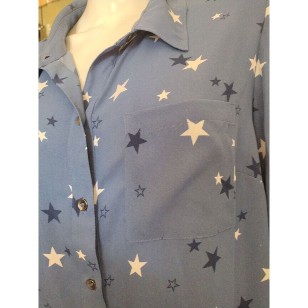 Catherines Blouse Women 14/16 WP Blue Star Novelty Print Button Up Patriotic - Picture 3 of 7
